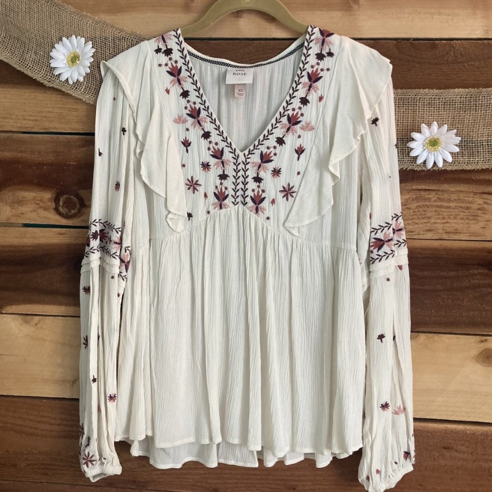 Knox Rose cream colored long sleeve top, size XS